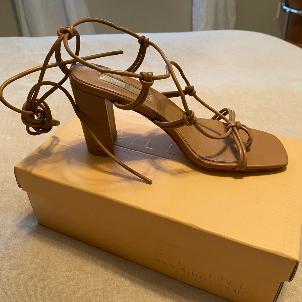 12th Tribe Billini Lace Up, Never worn, 6